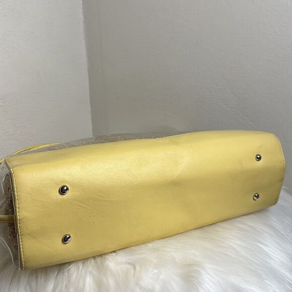 💯Authentic Chanel  PVC Yellow Leather Raffia Shopping Tote🍀 - Picture 9 of 17